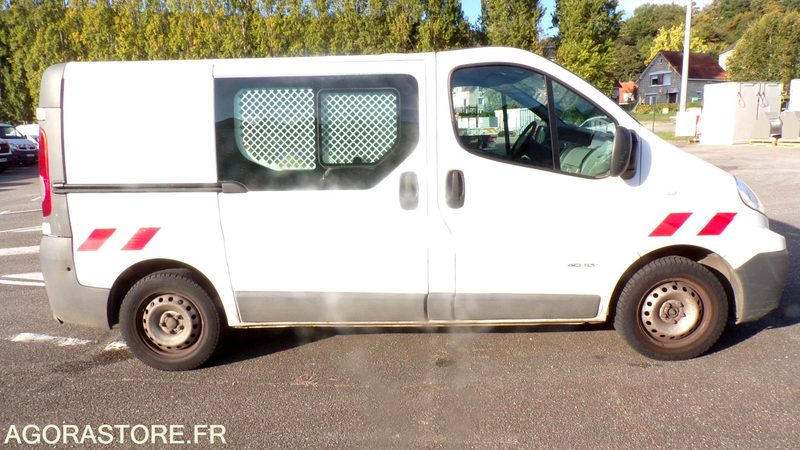 Renault Trafic AD-751-WW (BE) - Furgon: foto 4 Renault Trafic AD-751-WW (BE) - Furgon: foto 4