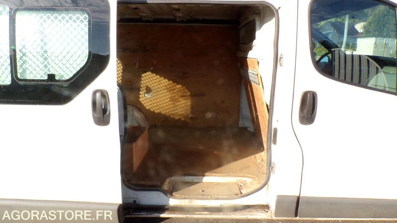 Renault Trafic AD-751-WW (BE) - Furgon: foto 5 Renault Trafic AD-751-WW (BE) - Furgon: foto 5