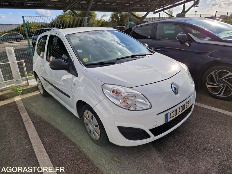 Renault Twingo - 2009 - 101299 - 430AQQ29 - Veturë: foto 2 Renault Twingo - 2009 - 101299 - 430AQQ29 - Veturë: foto 2