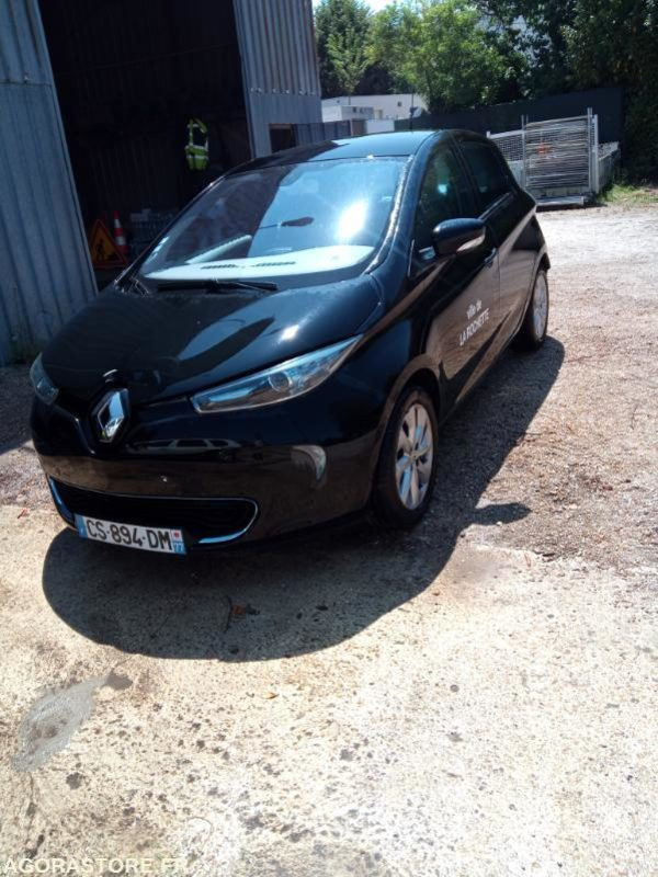 Renault ZOE année 2013 - Veturë: foto 5 Renault ZOE année 2013 - Veturë: foto 5