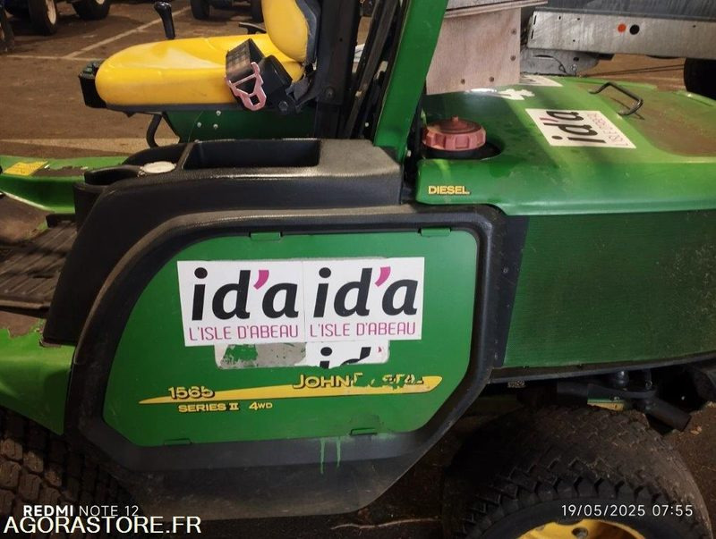 TONDEUSE JOHN DEERE 1565 - Korrëse bari i kopshtit: foto 5 TONDEUSE JOHN DEERE 1565 - Korrëse bari i kopshtit: foto 5