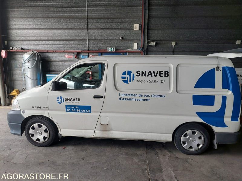 TOYOTA Hiace fourgon HP HUWER 2012 272000KM ROULANT EXPORT UNIQUEMENT - Furgon i vogël: foto 3 TOYOTA Hiace fourgon HP HUWER 2012 272000KM ROULANT EXPORT UNIQUEMENT - Furgon i vogël: foto 3