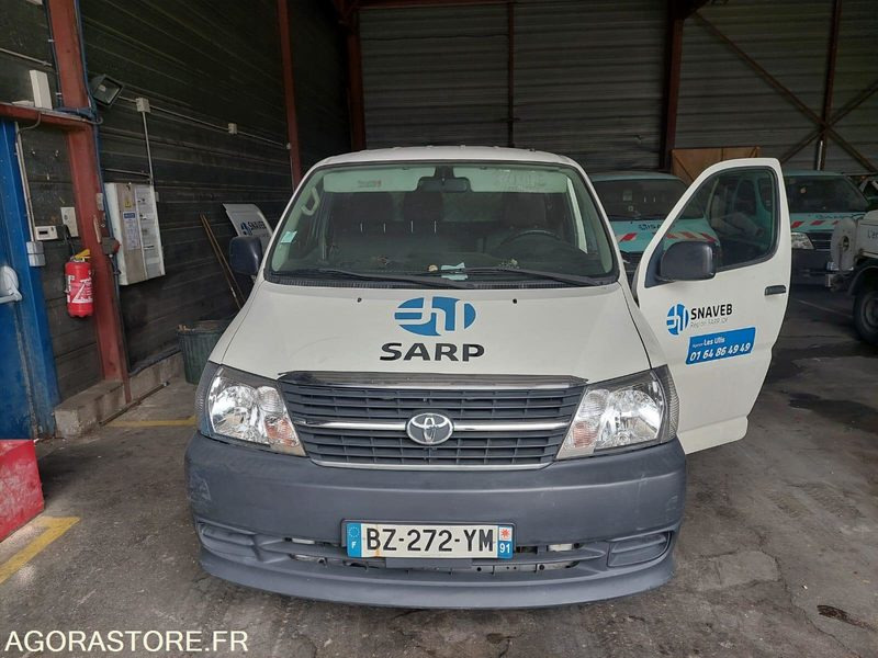 TOYOTA Hiace fourgon HP HUWER 2012 272000KM ROULANT EXPORT UNIQUEMENT - Furgon i vogël: foto 2 TOYOTA Hiace fourgon HP HUWER 2012 272000KM ROULANT EXPORT UNIQUEMENT - Furgon i vogël: foto 2