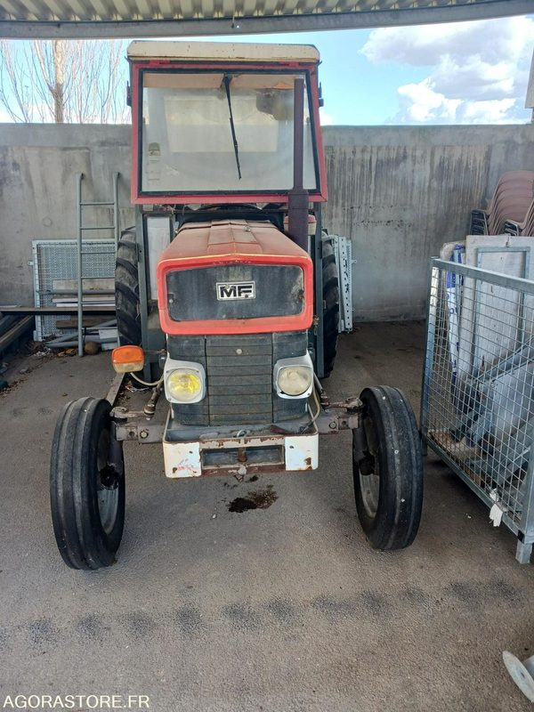 TRACTEUR MASSEY FERGUSSON TYPE 158 - Traktor: foto 1 TRACTEUR MASSEY FERGUSSON TYPE 158 - Traktor: foto 1