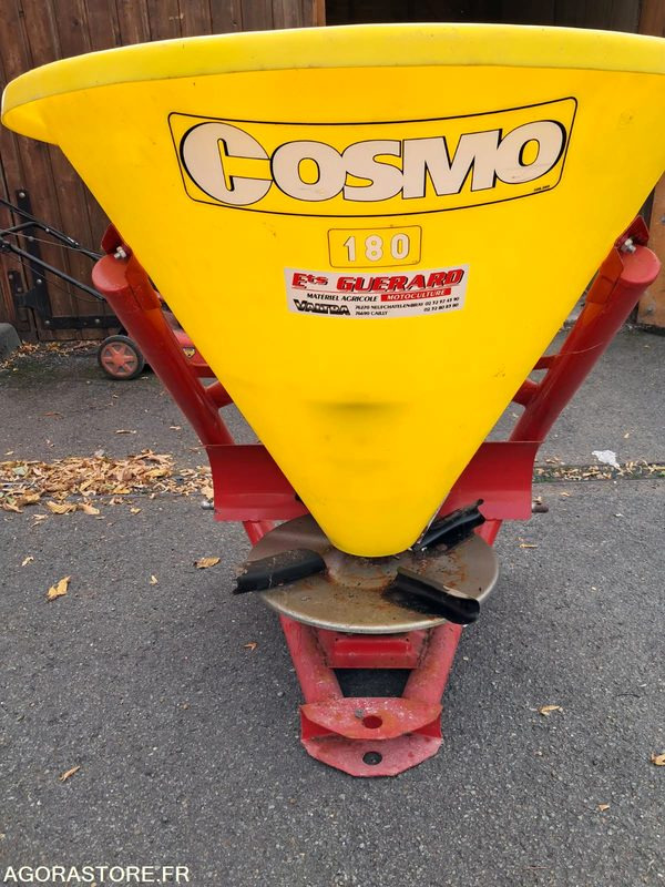 TRACTEUR TONDEUSE TYM T233 - Traktor: foto 3 TRACTEUR TONDEUSE TYM T233 - Traktor: foto 3