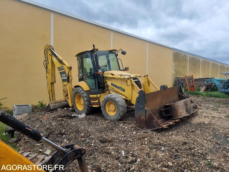 TRACTOPELLE KOMATSU WB93R / F51441 / 2006 / 7 391H / VENTE EN L'ETAT - Fadromë me shkarkim nga prapa: foto 2 TRACTOPELLE KOMATSU WB93R / F51441 / 2006 / 7 391H / VENTE EN L'ETAT - Fadromë me shkarkim nga prapa: foto 2