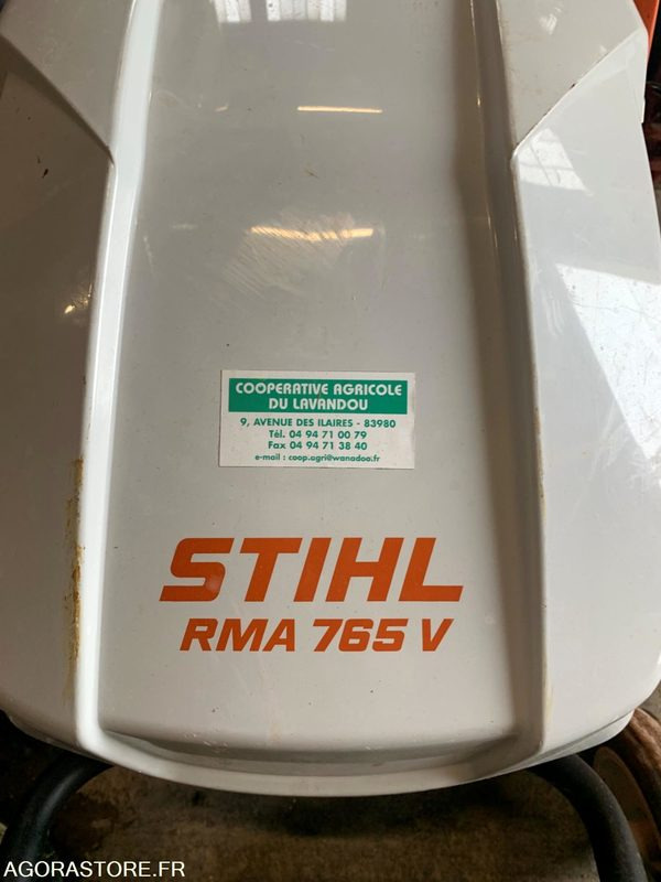 Tondeuse STIHL - Korrëse bari i kopshtit: foto 3 Tondeuse STIHL - Korrëse bari i kopshtit: foto 3