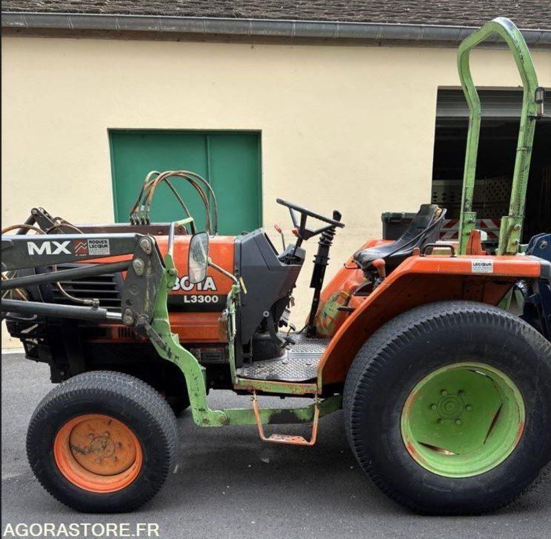Tracteur Kubota L3300 - lot 149 - Traktor: foto 3 Tracteur Kubota L3300 - lot 149 - Traktor: foto 3