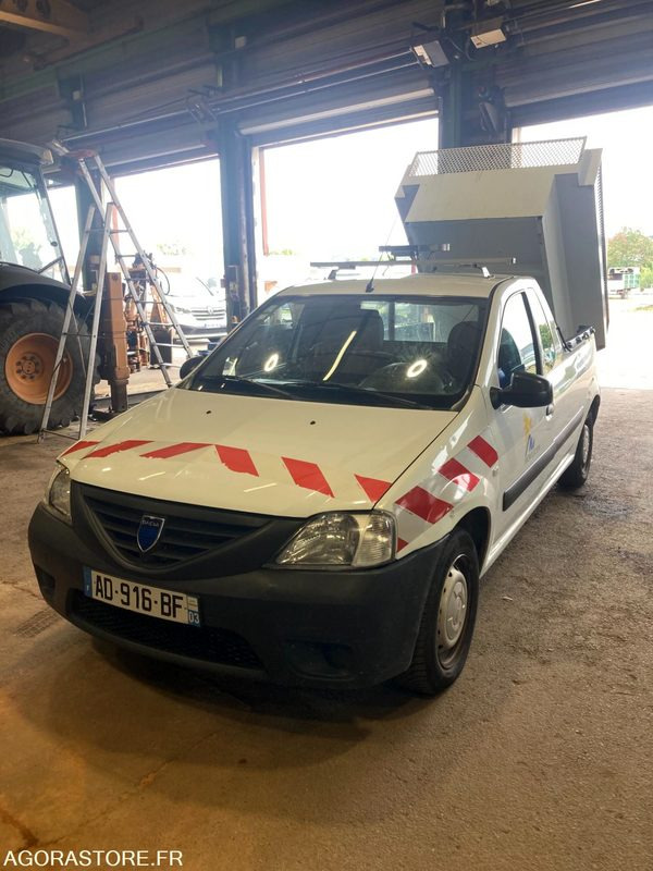 VEHICULE BENNE DACIA LOGAN PICK UP - Kamioncine vetëshkarkuese: foto 2 VEHICULE BENNE DACIA LOGAN PICK UP - Kamioncine vetëshkarkuese: foto 2