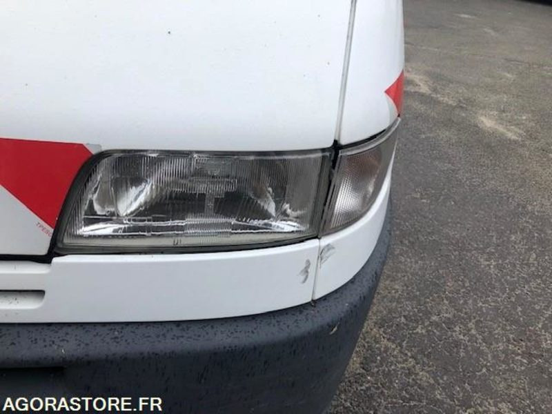 Furgon i vogël Véhicule PEUGEOT BOXER 2001 NON ROULANT EN L'ETAT: foto 10