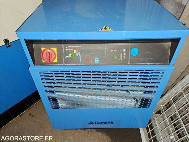 Compresseur d'atelier avec sécheur et cuve de 2000 litres - Kompresor ajri: foto 3 Compresseur d'atelier avec sécheur et cuve de 2000 litres - Kompresor ajri: foto 3
