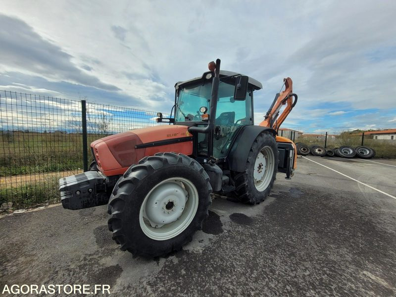 Tracteur épareuse SAME Silver 110 5218h 2011 - Traktor: foto 1 Tracteur épareuse SAME Silver 110 5218h 2011 - Traktor: foto 1