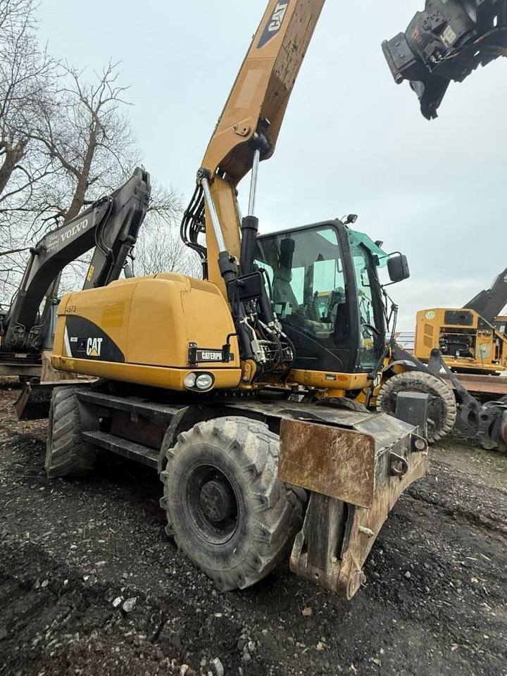 CAT 313 D - Ekskavator me goma: foto 5 CAT 313 D - Ekskavator me goma: foto 5