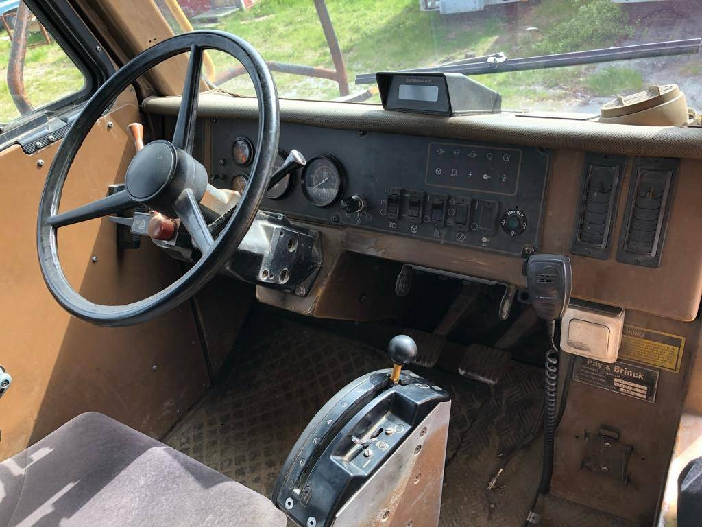 CAT 773B - Shkarkues i palëvizshëm: foto 1 CAT 773B - Shkarkues i palëvizshëm: foto 1