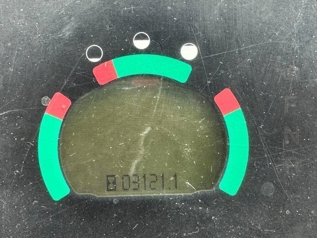 CAT 906 H 2 - Fadrom me goma: foto 5 CAT 906 H 2 - Fadrom me goma: foto 5