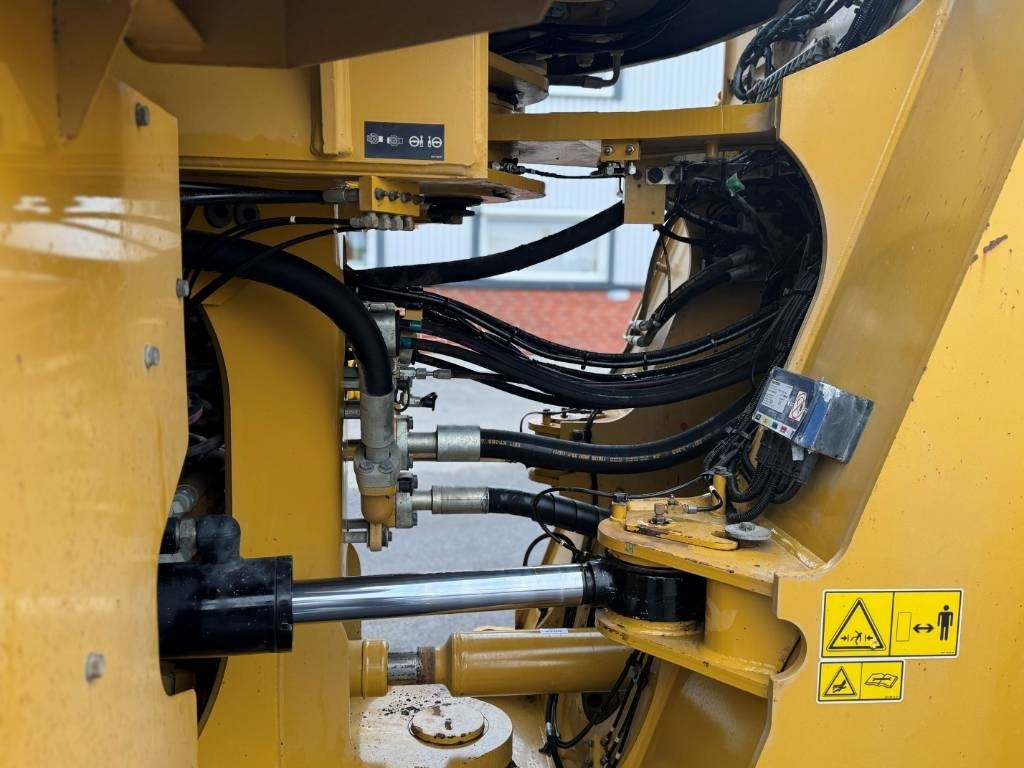 Fadrom me goma CAT 980M: foto 9 Fadrom me goma CAT 980M: foto 9