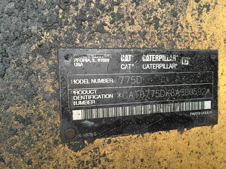CATPILLAR 775D - Shkarkues i palëvizshëm: foto 4 CATPILLAR 775D - Shkarkues i palëvizshëm: foto 4