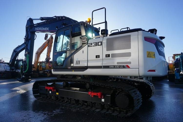 Hidromek HMK 230 LC-5 - Ekskavator me zinxhirë: foto 3 Hidromek HMK 230 LC-5 - Ekskavator me zinxhirë: foto 3