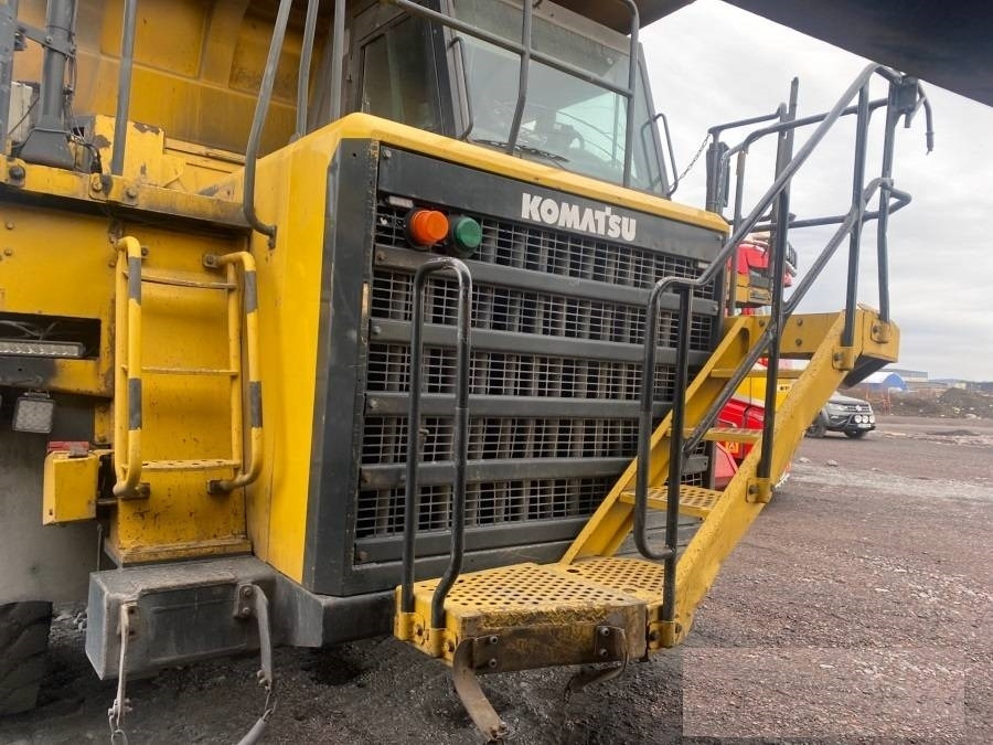 Komatsu HD405-7 - Shkarkues i palëvizshëm: foto 4 Komatsu HD405-7 - Shkarkues i palëvizshëm: foto 4
