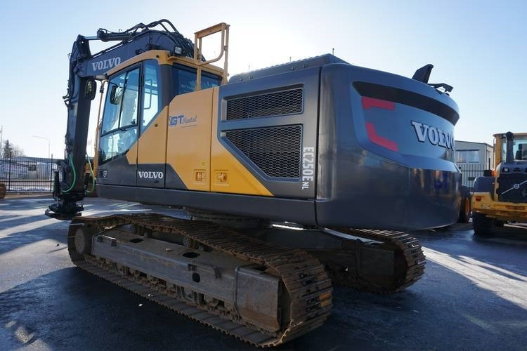 Volvo EC 250 E NL - Ekskavator me zinxhirë: foto 2 Volvo EC 250 E NL - Ekskavator me zinxhirë: foto 2