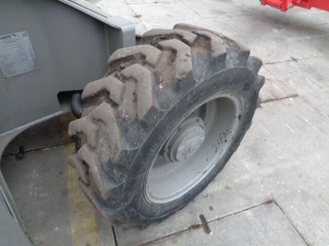 Haulotte HA120 - Krah me çernjerë: foto 2 Haulotte HA120 - Krah me çernjerë: foto 2