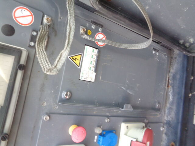 SDMO R-series 33 C3UND - Set gjeneratori: foto 5 SDMO R-series 33 C3UND - Set gjeneratori: foto 5