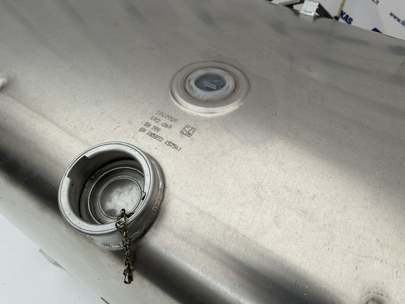 DAF - Serbatori i karburantit për Kamioni: foto 4 DAF - Serbatori i karburantit për Kamioni: foto 4