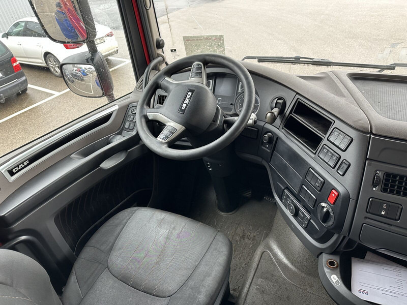 DAF XF - Gjysmë-kamion: foto 5 DAF XF - Gjysmë-kamion: foto 5