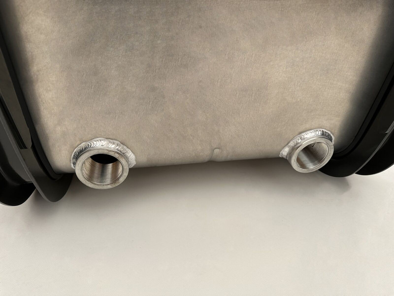 Hydraulic aluminum oil tank 250L - Serbatori hidraulik për Kamioni: foto 5 Hydraulic aluminum oil tank 250L - Serbatori hidraulik për Kamioni: foto 5