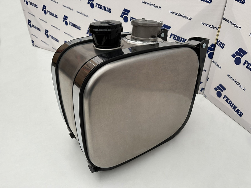 Hydraulic oil aluminum tank 65L - Serbatori hidraulik për Kamioni: foto 2 Hydraulic oil aluminum tank 65L - Serbatori hidraulik për Kamioni: foto 2