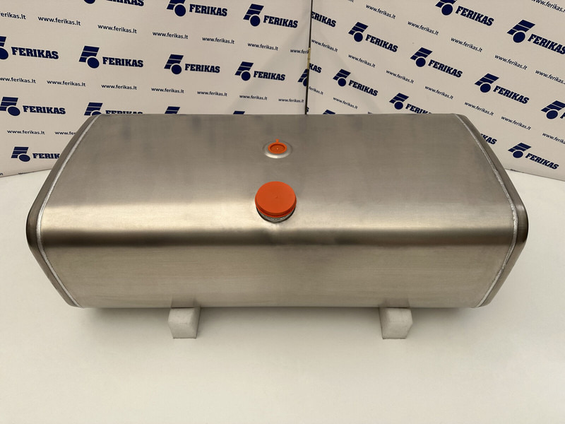 Iveco New aluminum fuel tank 400L - Serbatori i karburantit për Kamioni: foto 1 Iveco New aluminum fuel tank 400L - Serbatori i karburantit për Kamioni: foto 1