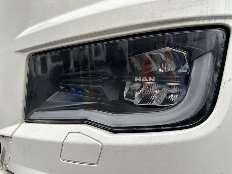 MAN complete bumper - Parakolp për Kamioni: foto 4 MAN complete bumper - Parakolp për Kamioni: foto 4