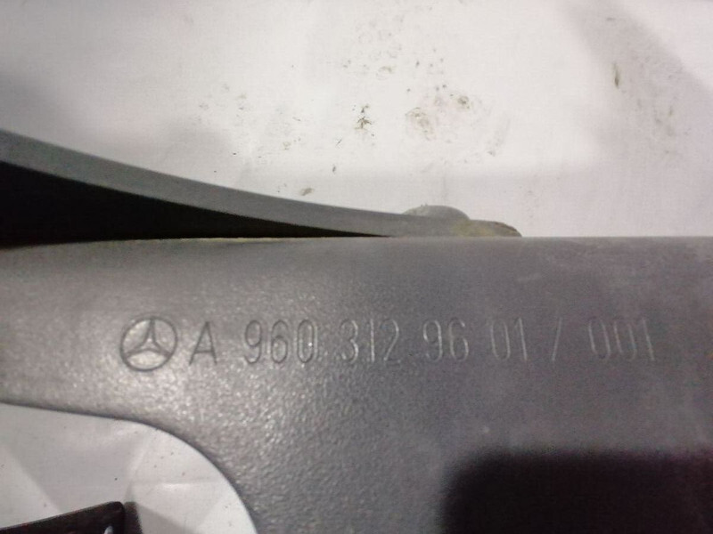 Mercedes-Benz actros mp4 - Trupi dhe të jashtme për Kamioni: foto 3 Mercedes-Benz actros mp4 - Trupi dhe të jashtme për Kamioni: foto 3