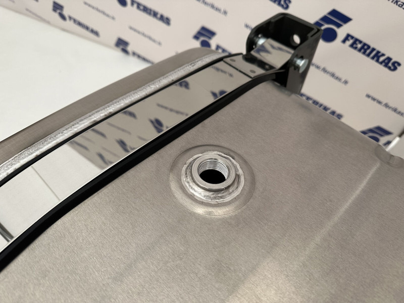 Onbekend  - Serbatori hidraulik për Kamioni: foto 5 Onbekend  - Serbatori hidraulik për Kamioni: foto 5