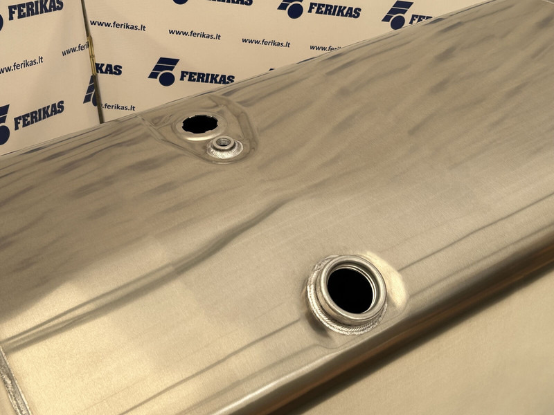 Scania New aluminum fuel tank 570L - Serbatori i karburantit për Kamioni: foto 4 Scania New aluminum fuel tank 570L - Serbatori i karburantit për Kamioni: foto 4