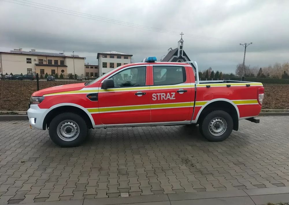 Ford Ranger 4x4 2.0 TDCI Straż strażacki pożarniczy ratowniczy pickup (Amarok, Navara, L200, Hilux) - Pick up: foto 1 Ford Ranger 4x4 2.0 TDCI Straż strażacki pożarniczy ratowniczy pickup (Amarok, Navara, L200, Hilux) - Pick up: foto 1