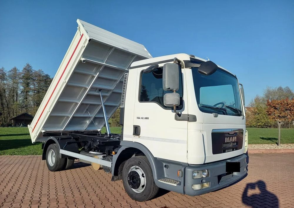 MAN TGL 12 180 BLOKADA KLIMA RESOR - Kamion vetëshkarkues: foto 2 MAN TGL 12 180 BLOKADA KLIMA RESOR - Kamion vetëshkarkues: foto 2