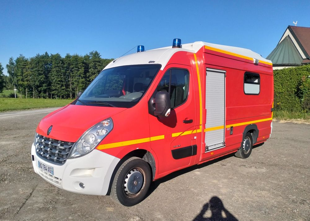 Renault Master III 2.3 ambulans karetka kontener straż pogotowie - Ambulancë: foto 1 Renault Master III 2.3 ambulans karetka kontener straż pogotowie - Ambulancë: foto 1