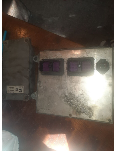 Cummins 239Kvt - ECU: foto 3 Cummins 239Kvt - ECU: foto 3