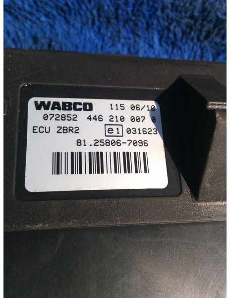 MAN WABCO ECU ZBR2 / 81.25806.7096. - ECU: foto 2 MAN WABCO ECU ZBR2 / 81.25806.7096. - ECU: foto 2
