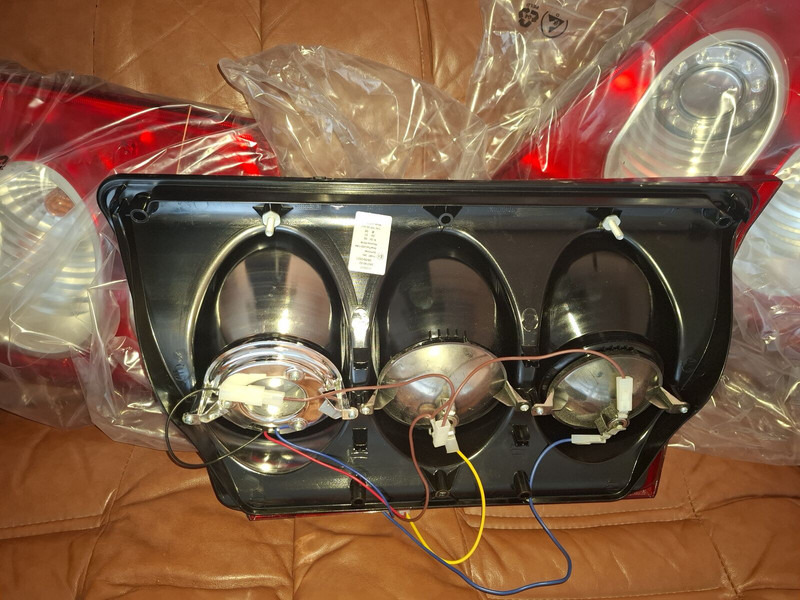 Volvo B12-9700 - Dritat/ Ndriçimi: foto 3 Volvo B12-9700 - Dritat/ Ndriçimi: foto 3