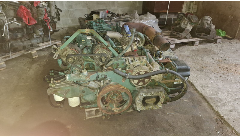 Volvo D12E340EC06 - Motori: foto 4 Volvo D12E340EC06 - Motori: foto 4