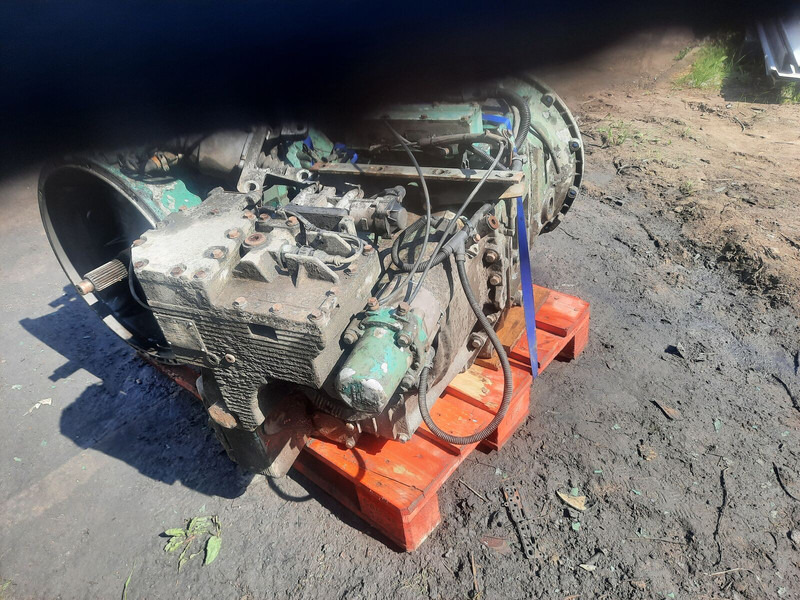 Volvo G8 EGS -VR / R1000 EGS 8 - Kutia e marsheve: foto 4 Volvo G8 EGS -VR / R1000 EGS 8 - Kutia e marsheve: foto 4