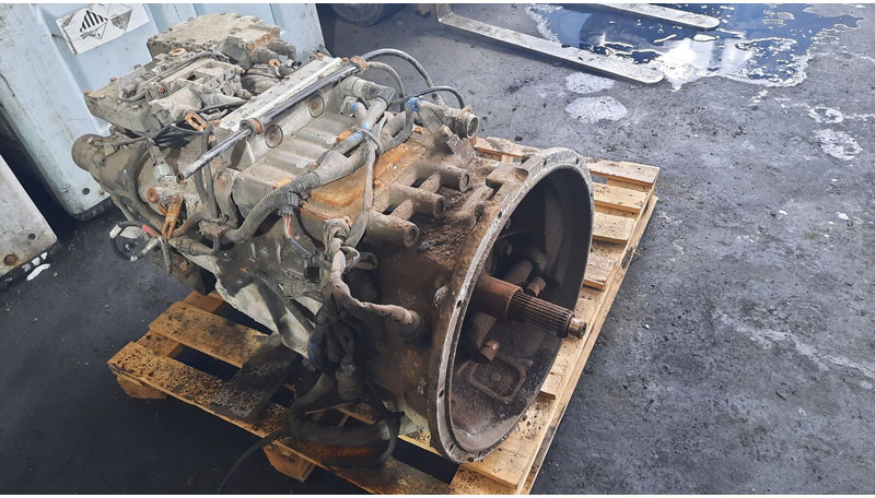 Volvo G8 EGS -VR / R1000 EGS 8 - Kutia e marsheve: foto 5 Volvo G8 EGS -VR / R1000 EGS 8 - Kutia e marsheve: foto 5