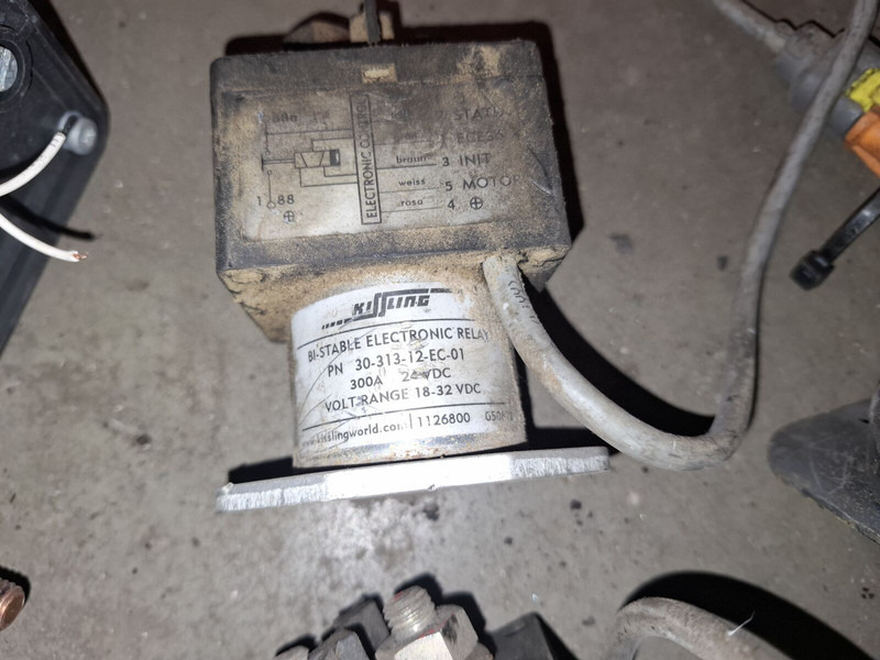 Volvo Жгут проводов .Сервогаз VDO - 408.401.3\ 445.804/5/020. 445.804. - Kabllot/ Pajimet e telave: foto 5 Volvo Жгут проводов .Сервогаз VDO - 408.401.3\ 445.804/5/020. 445.804. - Kabllot/ Pajimet e telave: foto 5