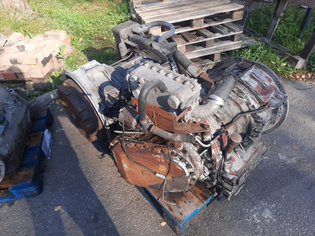 ZF 5HP 590 .5HP602c. 5HP502C . 5HP500 .4HP500 / dlya Mersede Scania Volvo B 6 - Kutia e marsheve për Autobus: foto 1 ZF 5HP 590 .5HP602c. 5HP502C . 5HP500 .4HP500 / dlya Mersede Scania Volvo B 6 - Kutia e marsheve për Autobus: foto 1