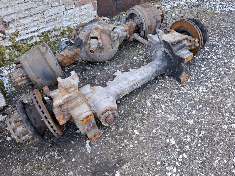 ZF Eaton Неоплан 660.4.22 Мерседес 407. Citara-2.84 DAF-1339G.2.93 - Aksi i pasmë: foto 1 ZF Eaton Неоплан 660.4.22 Мерседес 407. Citara-2.84 DAF-1339G.2.93 - Aksi i pasmë: foto 1