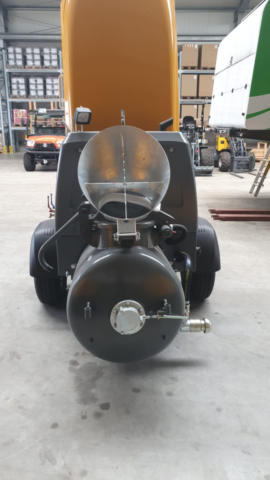 PUTZMEISTER M740D Model 4 - Pompë betoni: foto 3 PUTZMEISTER M740D Model 4 - Pompë betoni: foto 3