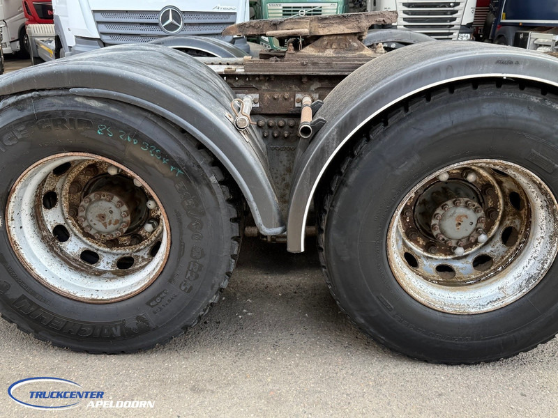 Volvo FH 12 - 420 6x4, Handgeschakeld, Euro 2, Hydrauliek - Gjysmë-kamion: foto 5 Volvo FH 12 - 420 6x4, Handgeschakeld, Euro 2, Hydrauliek - Gjysmë-kamion: foto 5
