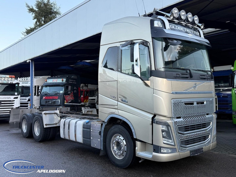 Volvo FH 657000 km, 6x4, Globetrotter - Kamion kabinë-shasi: foto 1 Volvo FH 657000 km, 6x4, Globetrotter - Kamion kabinë-shasi: foto 1